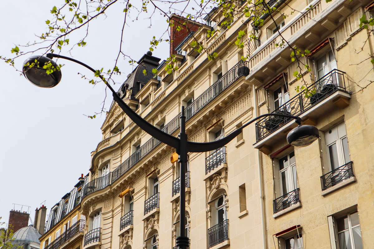 Vendre un immeuble sur Paris, comment faire ?